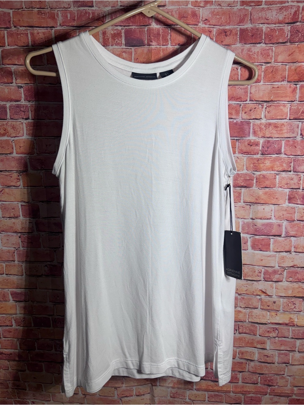 Adrianna Vittadini White Sleeveless Tank Top
